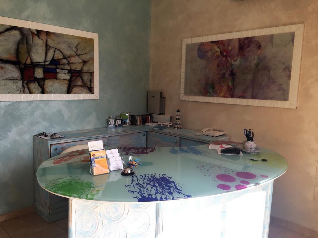 Sìnnai Hotel Villa Del Mare מראה חיצוני תמונה