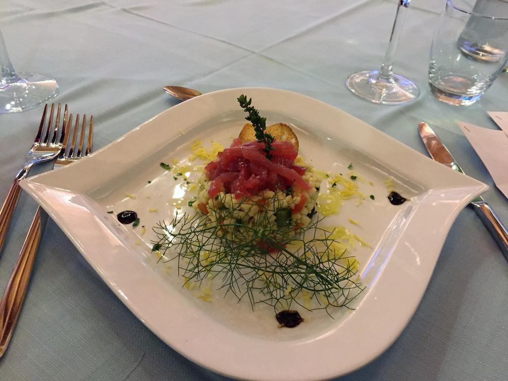 Sìnnai Hotel Villa Del Mare מראה חיצוני תמונה
